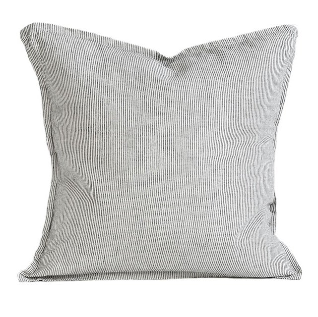 Washed linen tyynynpäällinen 50 x 50 cm Pinstripe